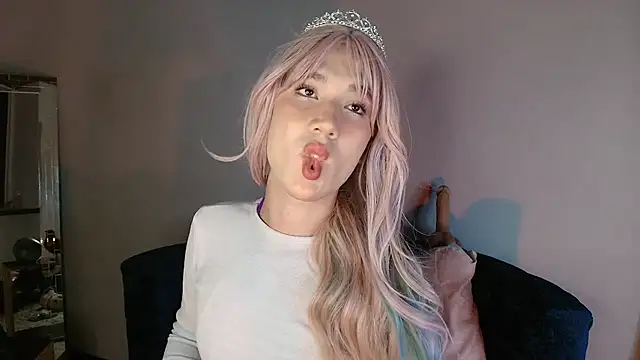 Electra Gosselin online show from 11-13-25, 04:11