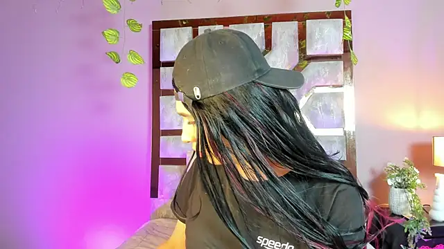 Snapshot of Electra_Gosselin chatting on 04-29-26, 12:16 Electra Gosselin online show from 04-29-26, 12:16