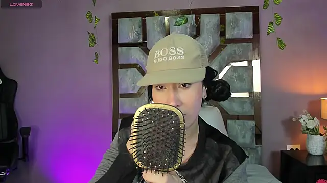 Snapshot of Electra_Gosselin chatting on 06-08-26, 01:50 Electra Gosselin online show from 06-08-26, 01:50