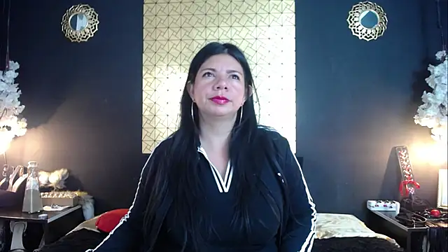Snapshot of kinky_momm chatting on 05-12-26, 01:52 kinky momm online show from 05-12-26, 01:52
