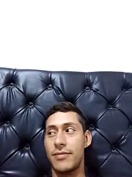 Boy hot- online show from 09-10-25, 04:23