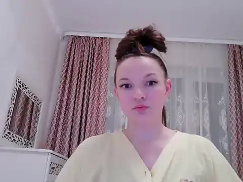 Snapshot of Salynxa chatting on 02-27-26, 06:30 Salynxa online show from 02-27-26, 06:30