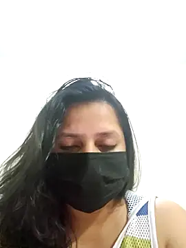 Snapshot of Punecouple5 chatting on 09-17-25, 06:42 Punecouple5 online show from 09-17-25, 06:42