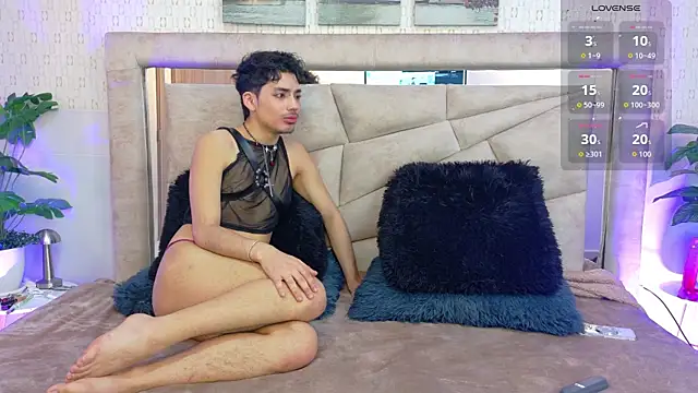 Snapshot of LucayLeo chatting on 09-21-25, 03:08 LucayLeo online show from 09-21-25, 03:08