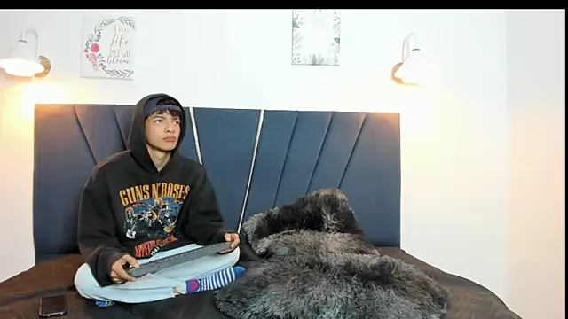 maicol cum23 online show from 09-16-25, 01:56