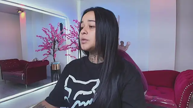 Black roseee online show from 02-06-26, 03:44