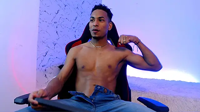 lorian vikel online show from 11-22-25, 08:52