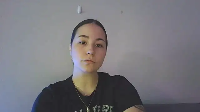 Snapshot of abimusic99 chatting on 05-16-26, 06:39 abimusic99 online show from 05-16-26, 06:39