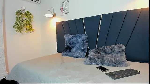 Snapshot of ryan_cum23 chatting on 09-30-25, 12:15 ryan cum23 online show from 09-30-25, 12:15