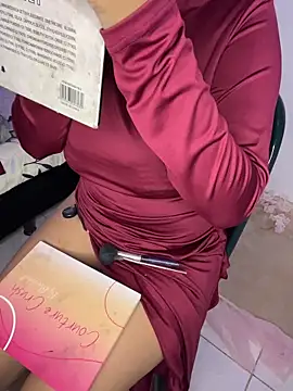 rhizanthella  online show from 10-11-25, 02:15