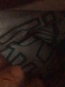 Snapshot of luzmelzinha chatting on 09-21-25, 08:43 luzmelzinha online show from 09-21-25, 08:43