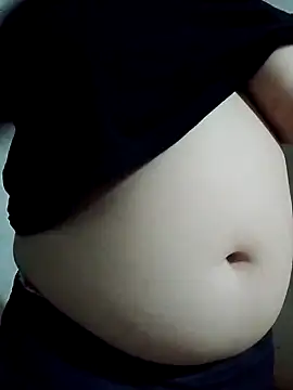 Snapshot of luzmelzinha chatting on 10-07-25, 01:14 luzmelzinha online show from 10-07-25, 01:14