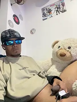 Snapshot of Teito69 chatting on 09-15-25, 02:00 Teito69 online show from 09-15-25, 02:00