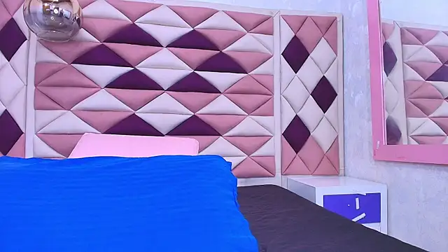 Snapshot of abbyrouss_ chatting on 09-22-25, 03:08 abbyrouss online show from 09-22-25, 03:08