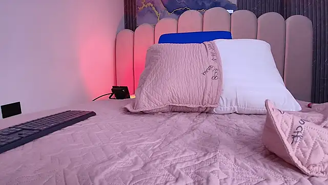 abbyrouss  online show from 12-02-25, 03:12