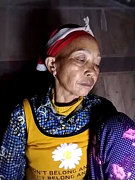 -Xuka-200 online show from 12-18-25, 01:39