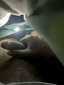 pus ylover online show from 11-18-25, 06:01