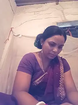 Snapshot of Notyriya7 chatting on 05-11-26, 10:32 Notyriya7 online show from 05-11-26, 10:32