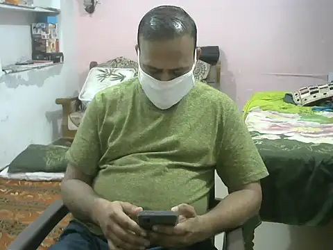 Famit025 online show from 02-23-26, 05:32