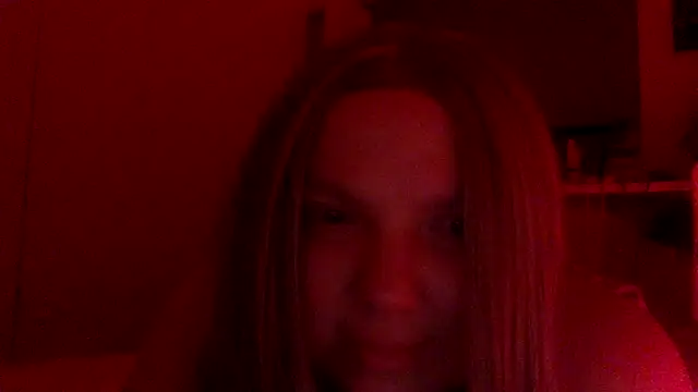 Snapshot of Dolaa11 chatting on 12-04-25, 01:48 Dolaa11 online show from 12-04-25, 01:48