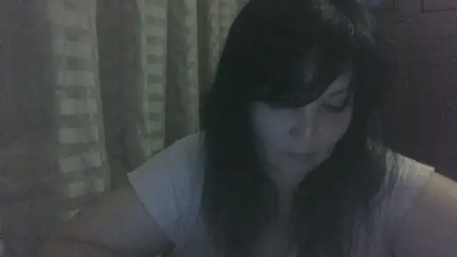 Snapshot of Breezy_88 chatting on 09-10-25, 09:04 Breezy 88 online show from 09-10-25, 09:04