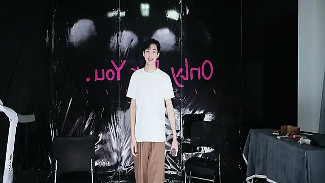 JL-sweetbaby1 online show from 04-09-26, 11:26