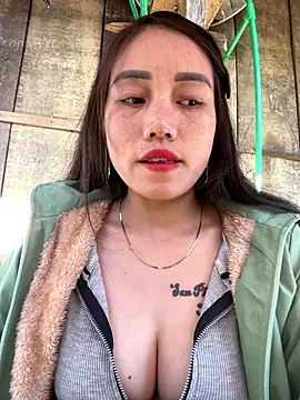 chipp-bong online show from 11-28-25, 01:41