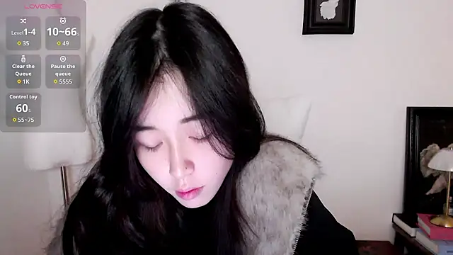 Wfrost0707 online show from 12-23-25, 08:23