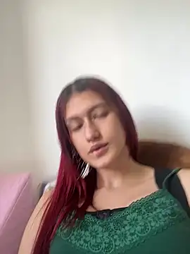 Caroline daring online show from 03-09-26, 04:55