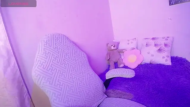 chloe tgn online show from 10-14-25, 07:58