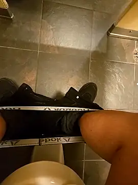 maxelbueno online show from 10-19-25, 08:53