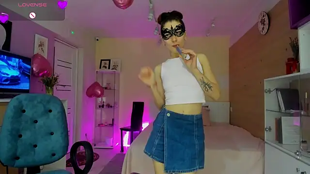 dark summer online show from 03-18-26, 05:38