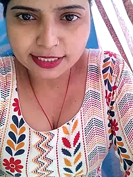 Hot-Pooja25 online show from 02-06-26, 04:28