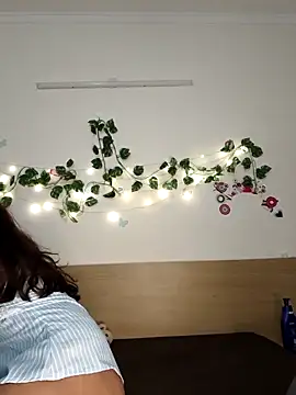 Lusty jasminee online show from 02-21-26, 04:30