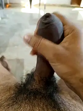 Snapshot of ram5552 chatting on 11-10-25, 02:21 ram5552 online show from 11-10-25, 02:21