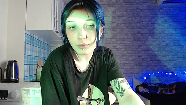 LolaBlueberry online show from 10-16-25, 08:54