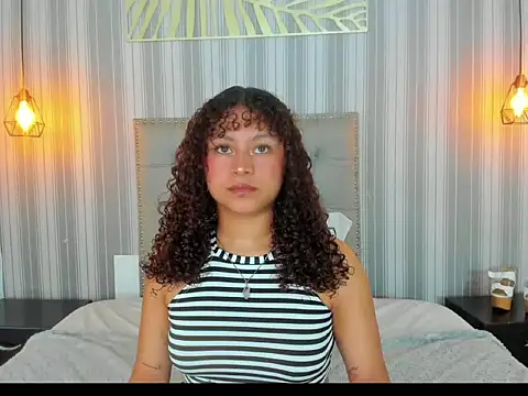 Sofiapassionne online show from 06-04-26, 01:50