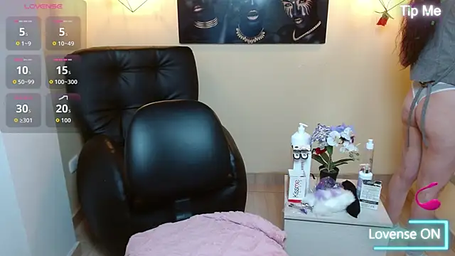 Bom BomXX online show from 01-12-26, 02:00