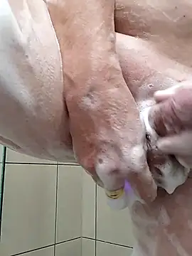 Snapshot of ice717 chatting on 01-11-26, 10:37 ice717 online show from 01-11-26, 10:37