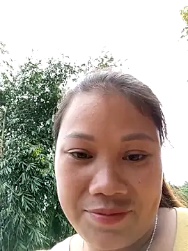 Snapshot of maymancute chatting on 10-23-25, 06:13 maymancute online show from 10-23-25, 06:13