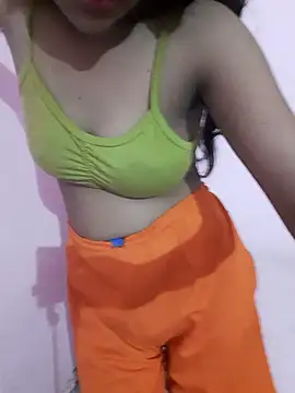 Snapshot of Your_Ayesha56 chatting on 10-26-25, 06:36 Your Ayesha56 online show from 10-26-25, 06:36