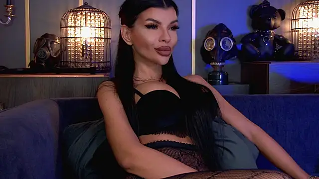 EleniaDevons online show from 10-20-25, 09:32