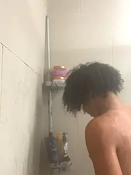 Cartyiii online show from 10-15-25, 02:33