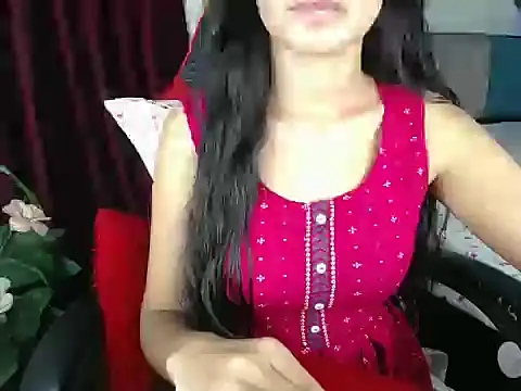LOVE BEAUTYY online show from 10-19-25, 04:02