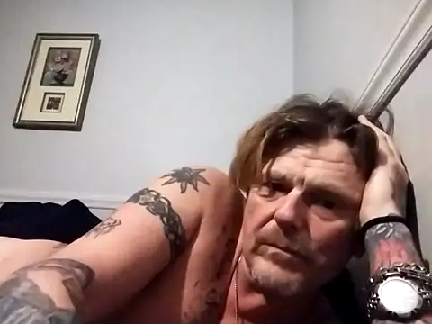 WiltedYeller online show from 03-11-26, 05:57