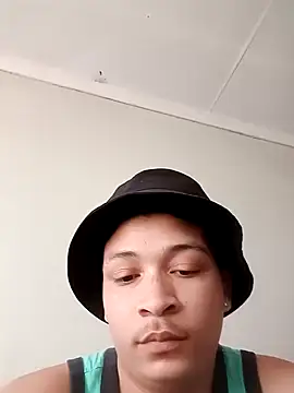 Snapshot of Daddysharddick chatting on 10-31-25, 01:12 Daddysharddick online show from 10-31-25, 01:12