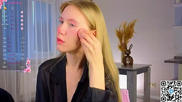 Succubelle online show from 11-30-25, 06:39