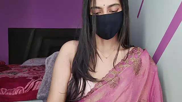 Snapshot of Tanya-mittal chatting on 02-11-26, 06:13 Tanya-mittal online show from 02-11-26, 06:13