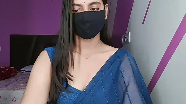 Snapshot of Tanya-mittal chatting on 02-25-26, 06:39 Tanya-mittal online show from 02-25-26, 06:39