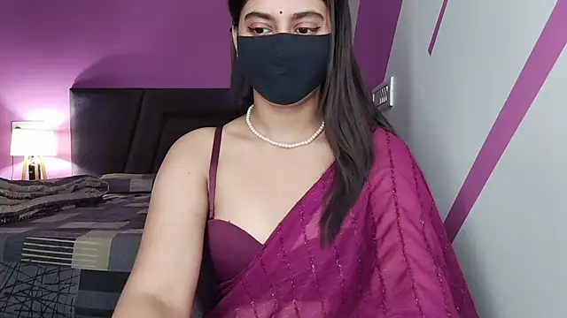Snapshot of Tanya-mittal chatting on 07-13-26, 04:37 Tanya-mittal online show from 07-13-26, 04:37